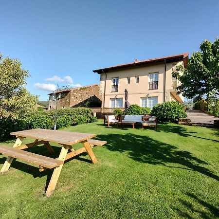 Apartamentos Corona Comillas Kültér fotó