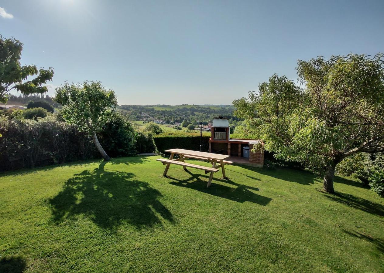 Apartamentos Corona Comillas Kültér fotó