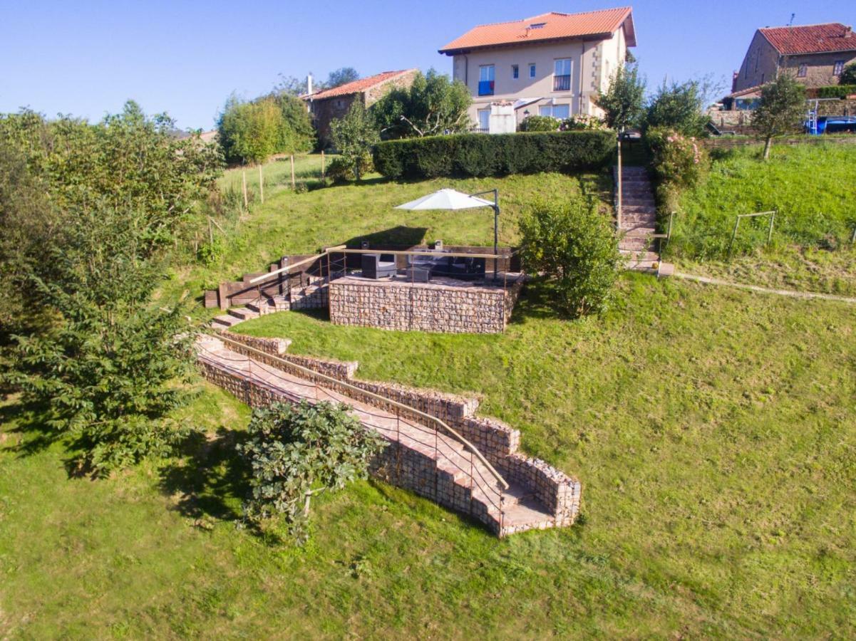 Apartamentos Corona Comillas Kültér fotó